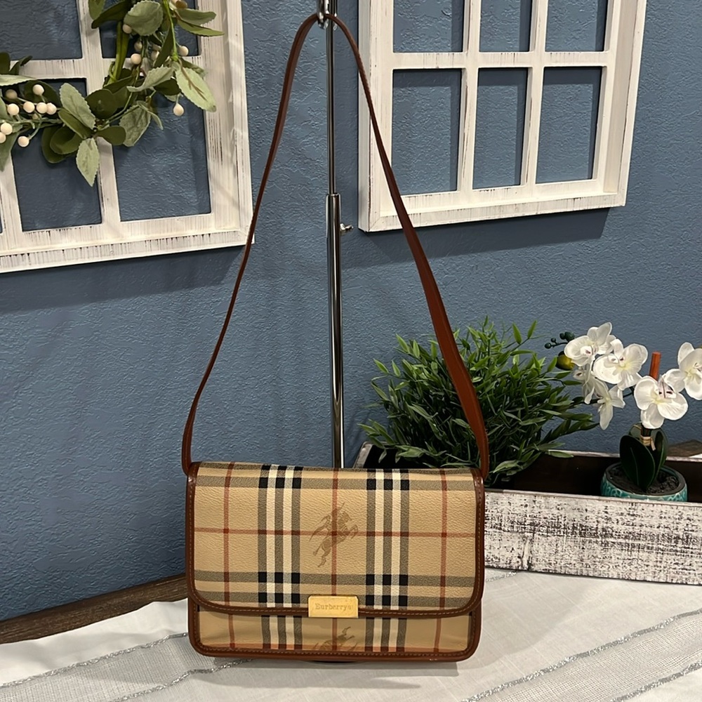 Vintage Burberry Tan and Brown Check Clutch
